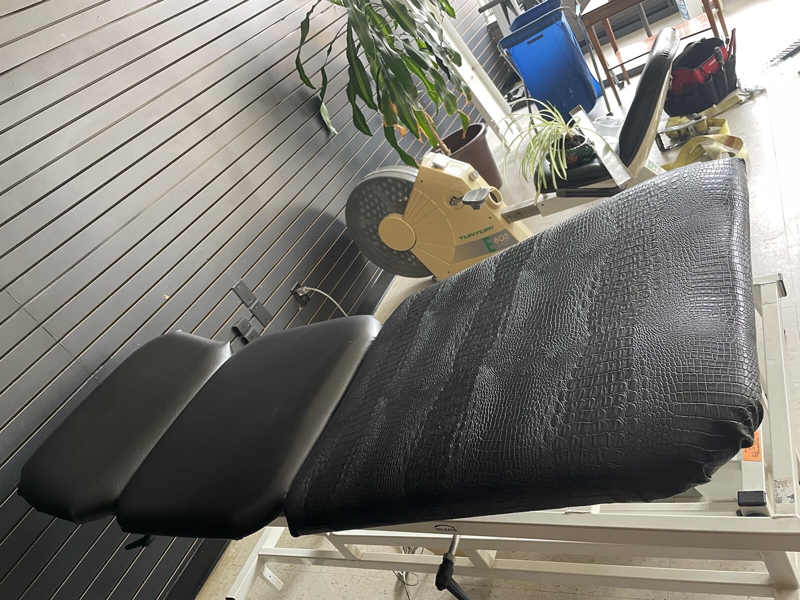 MEDSURFACE 5 SECTION HI-LOW TABLE