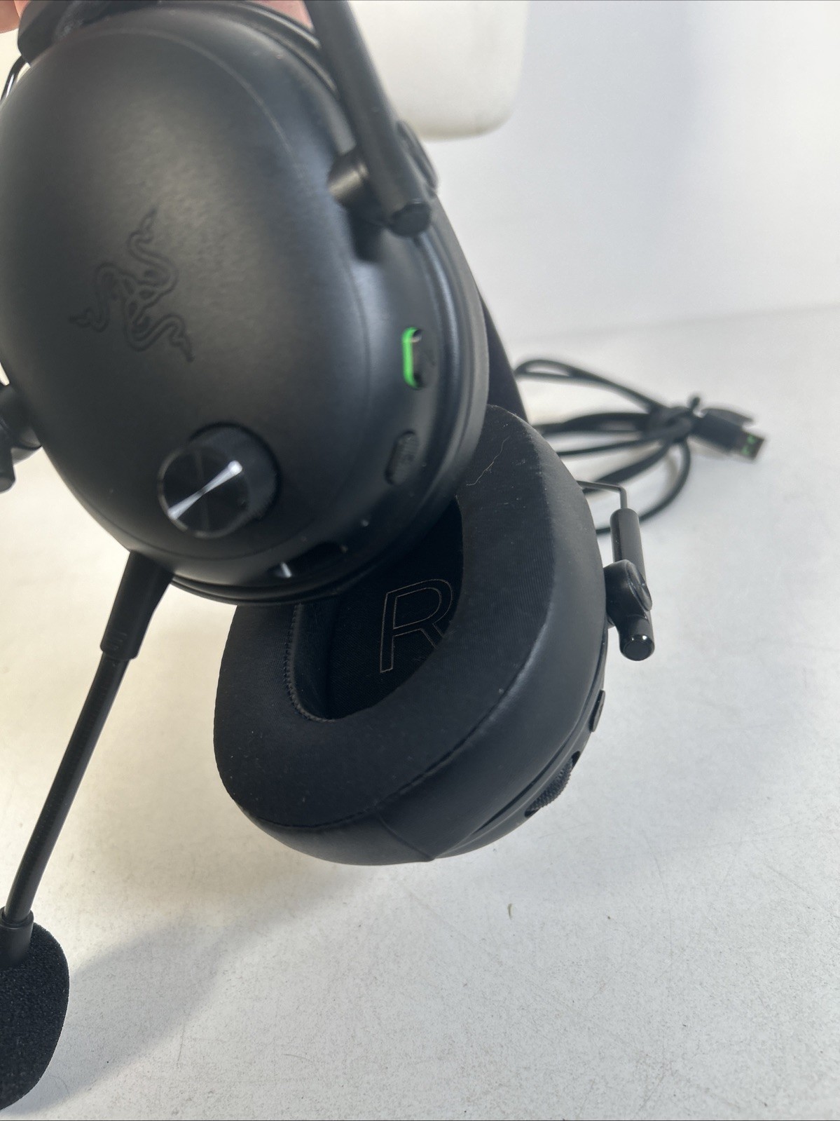 Razer BlackShark V3 Wireless ANC Gaming Headset - Black