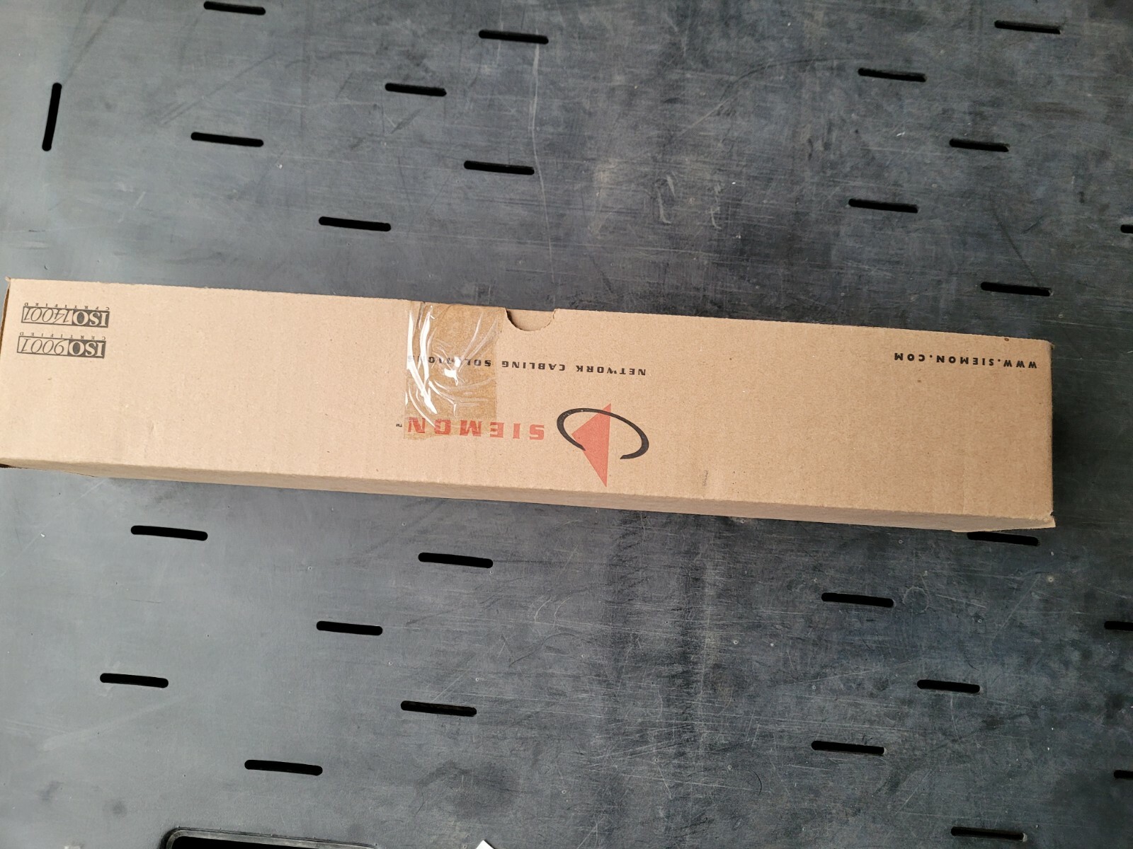 Siemon MX-K-C6-IL-24 Copper Patch Panel CAT6 UTP Brand NEW in Box