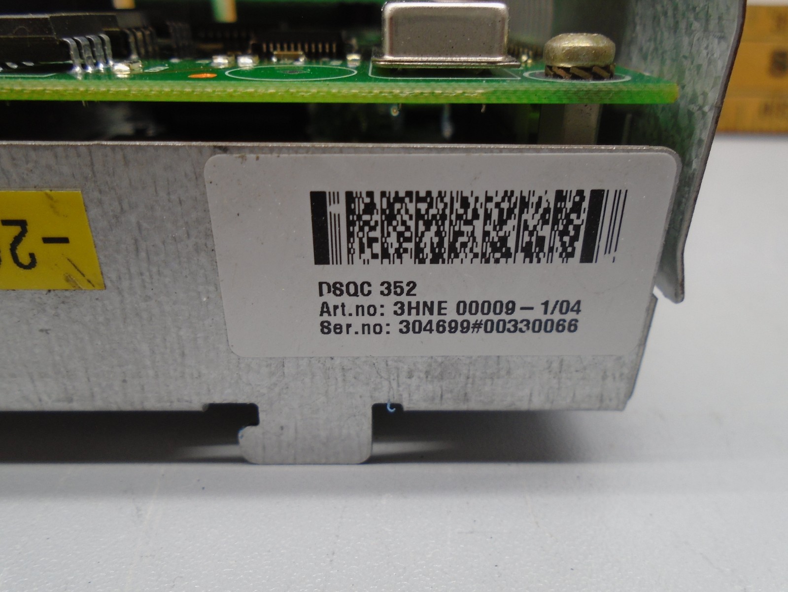 3HNE- 00009 -1/04 ABB Robot Controller Profibus DSQC 352 W27