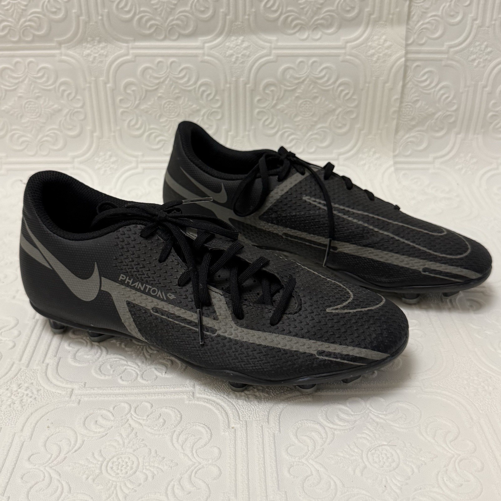 Nike Phantom GT2 Club DF FG-MG Soccer Cleats Black/MetallicSilver US 5.5