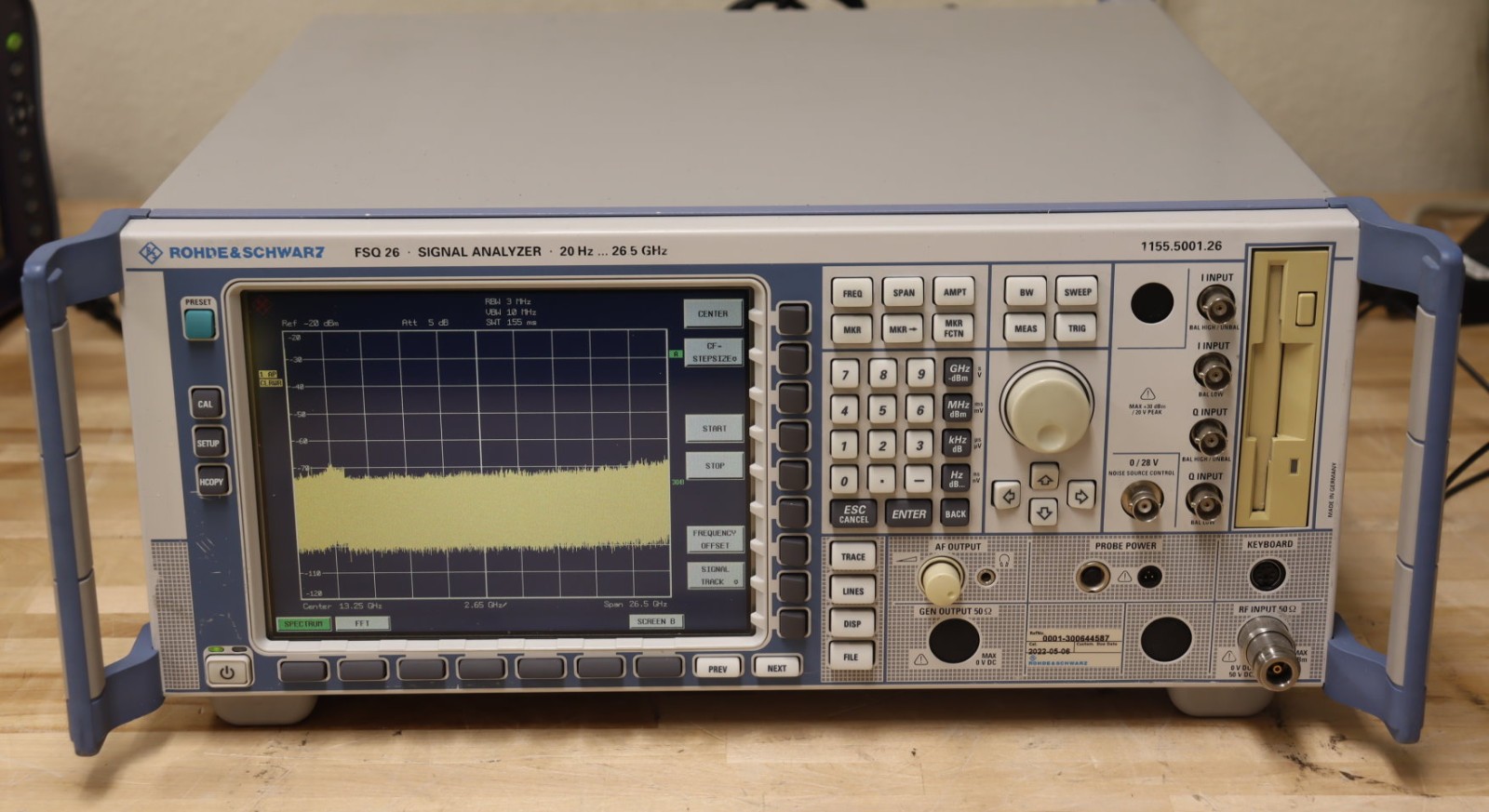 Rohde Schwarz FSQ26 Signal/Spectrum Analyzer 20Hz-26.5GHz LOADED w/Opts GOOD