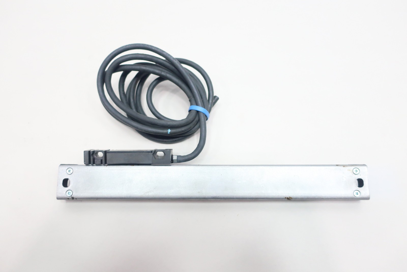 Heidenhain LS405C 245 103 09 Linear Encoder 166mm