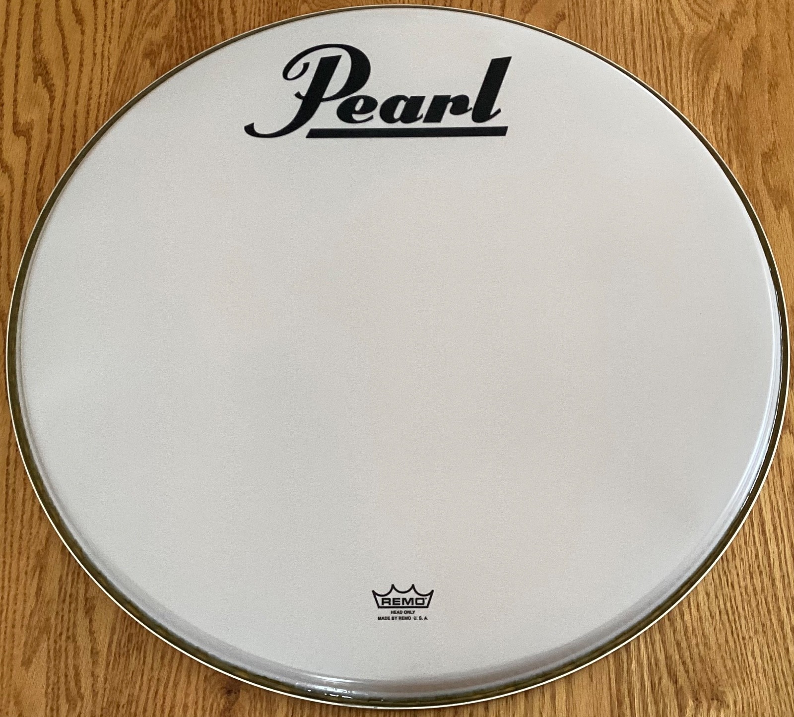 REMO 20" Smooth White Ambassador Bass Drum Head with PEARL Drums Logo