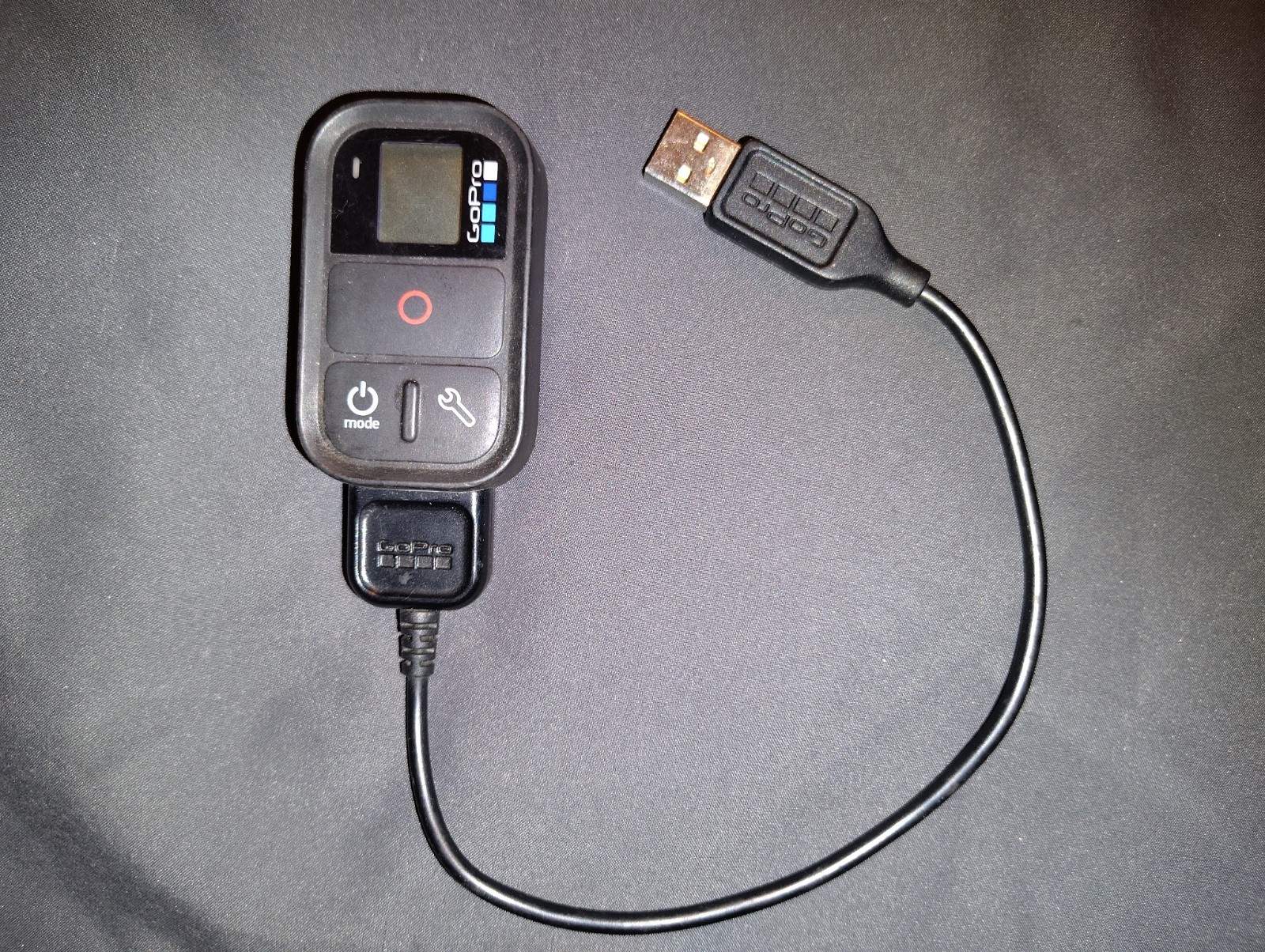 GoPro Rmmw2 Smart Remote w/ Charger - Lightly Used