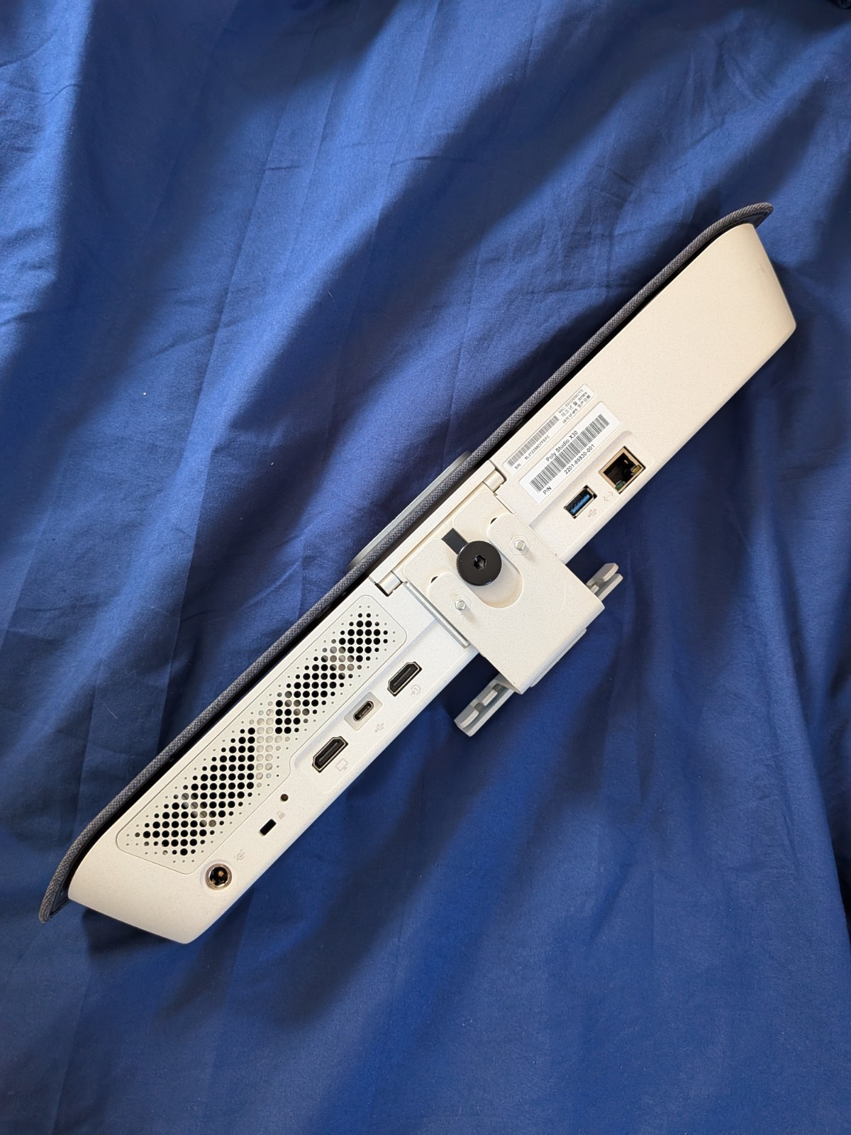 POLY STUDIO X30 ALL-IN-ONE VIDEO BAR + Power and Cables, NO CONTROLLER*