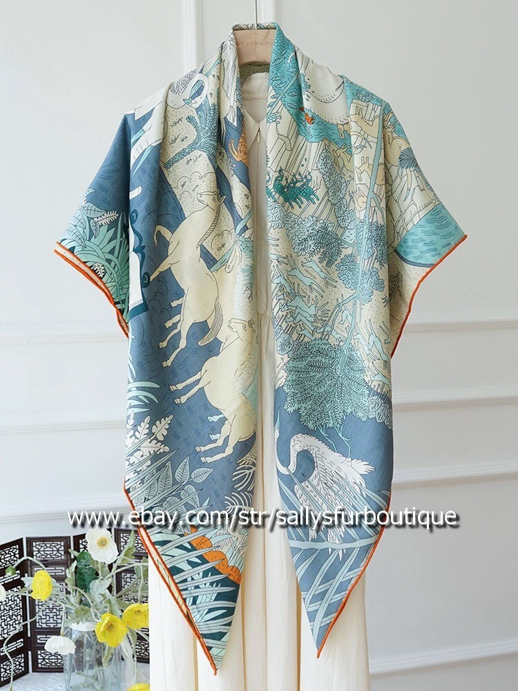 Sallys Boutique 70% Cashmere 30% Silk Wrap Scarf Animals Print 2 Face Shawl 53"