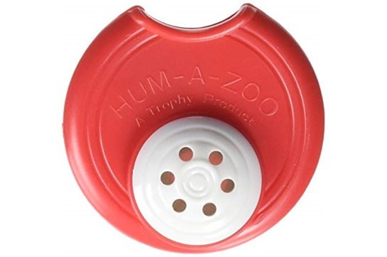 TROPHY 1st NOTE HUM-A-ZOO MUSICAL INSTRUMENT NOVELTY KAZOO MADE IN USA FN100 RED