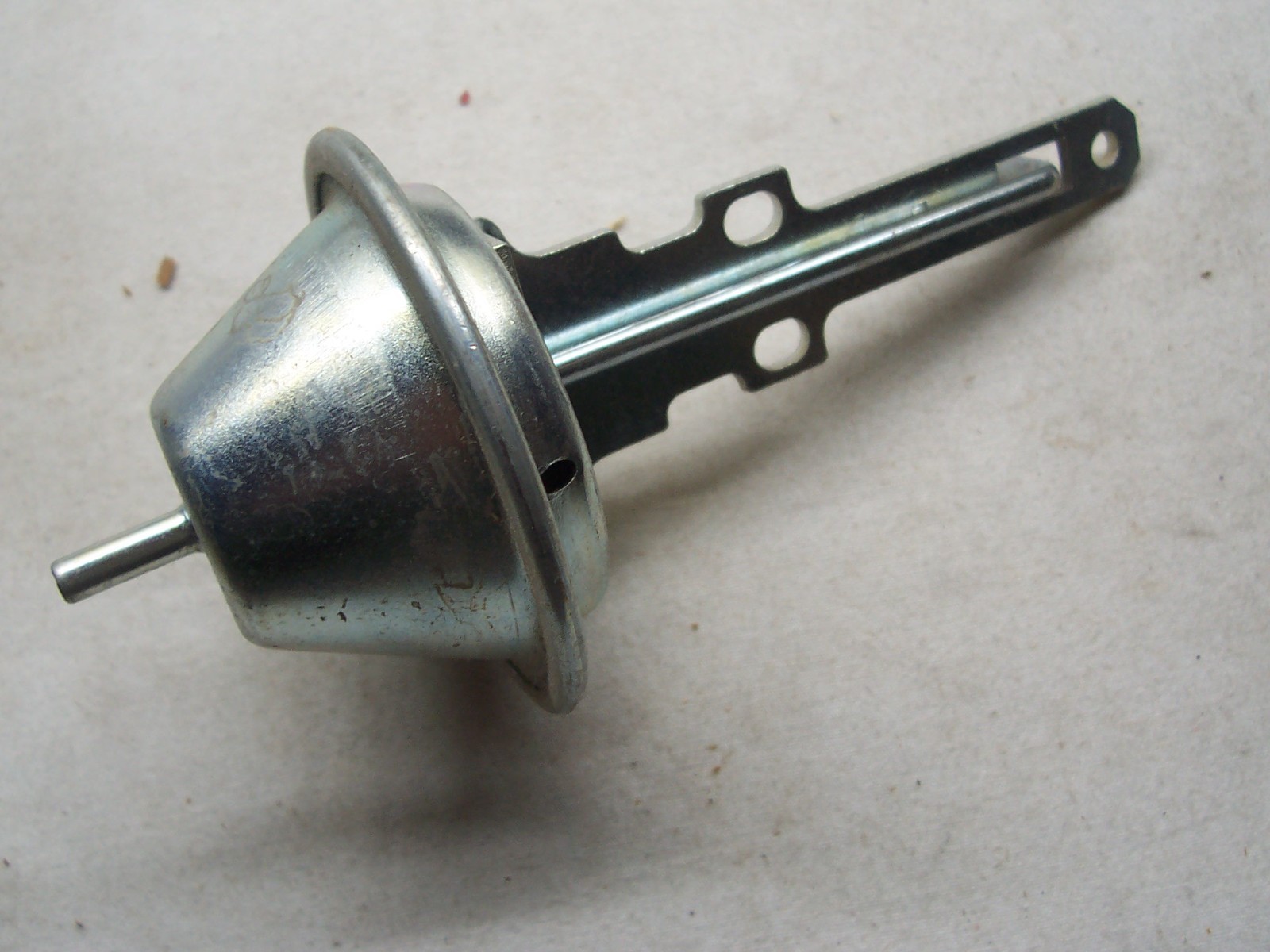 NOS Delco Vacuum Advance - 1975 thru 76 Buick, Oldsmobile 350  - AR-12, 1973525