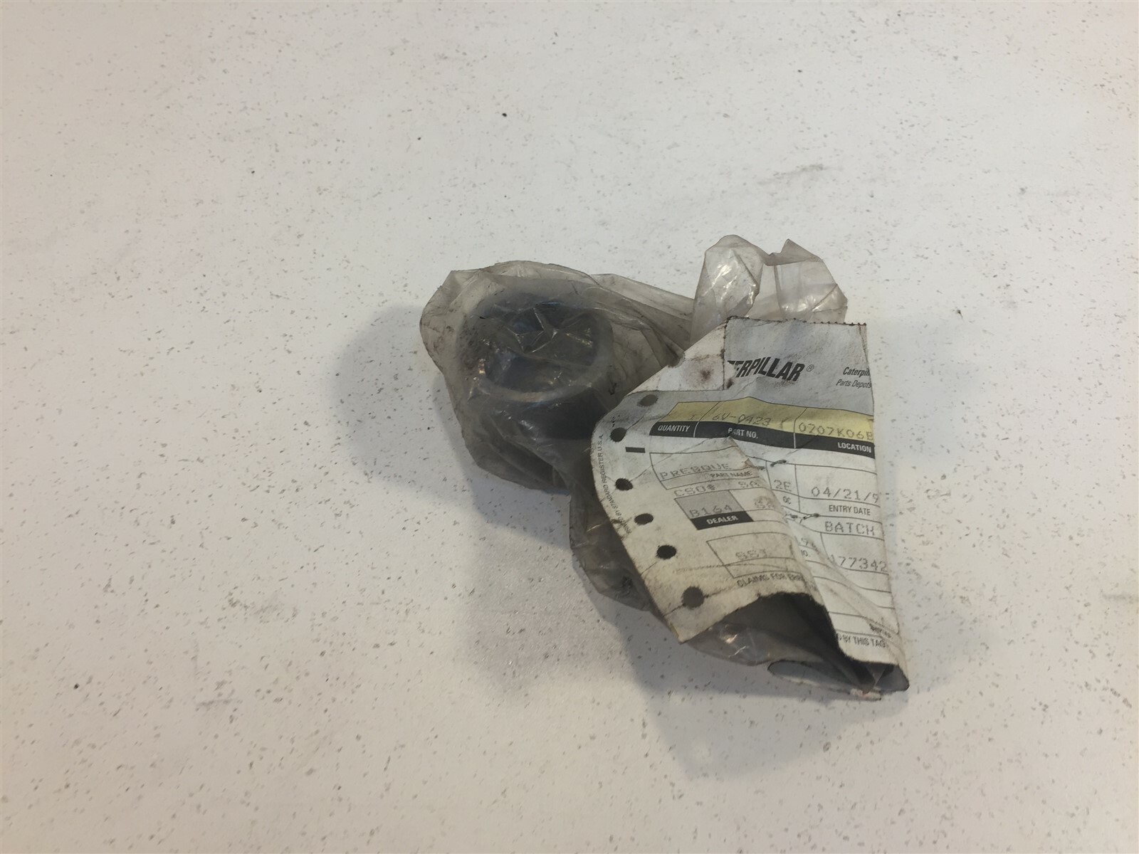 Genuine Caterpillar 6V-0423 Plug 6V0423