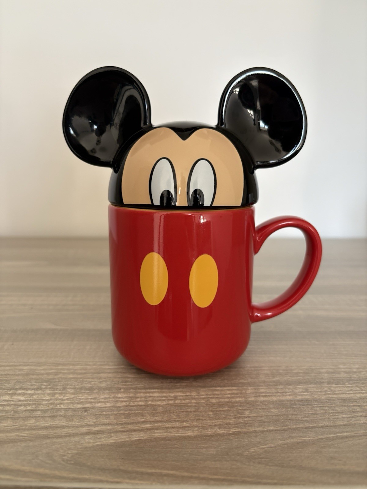Disney Store Mickey Mouse Peek-A-Boo Mug with Ears Lid Excellent Condition Rare