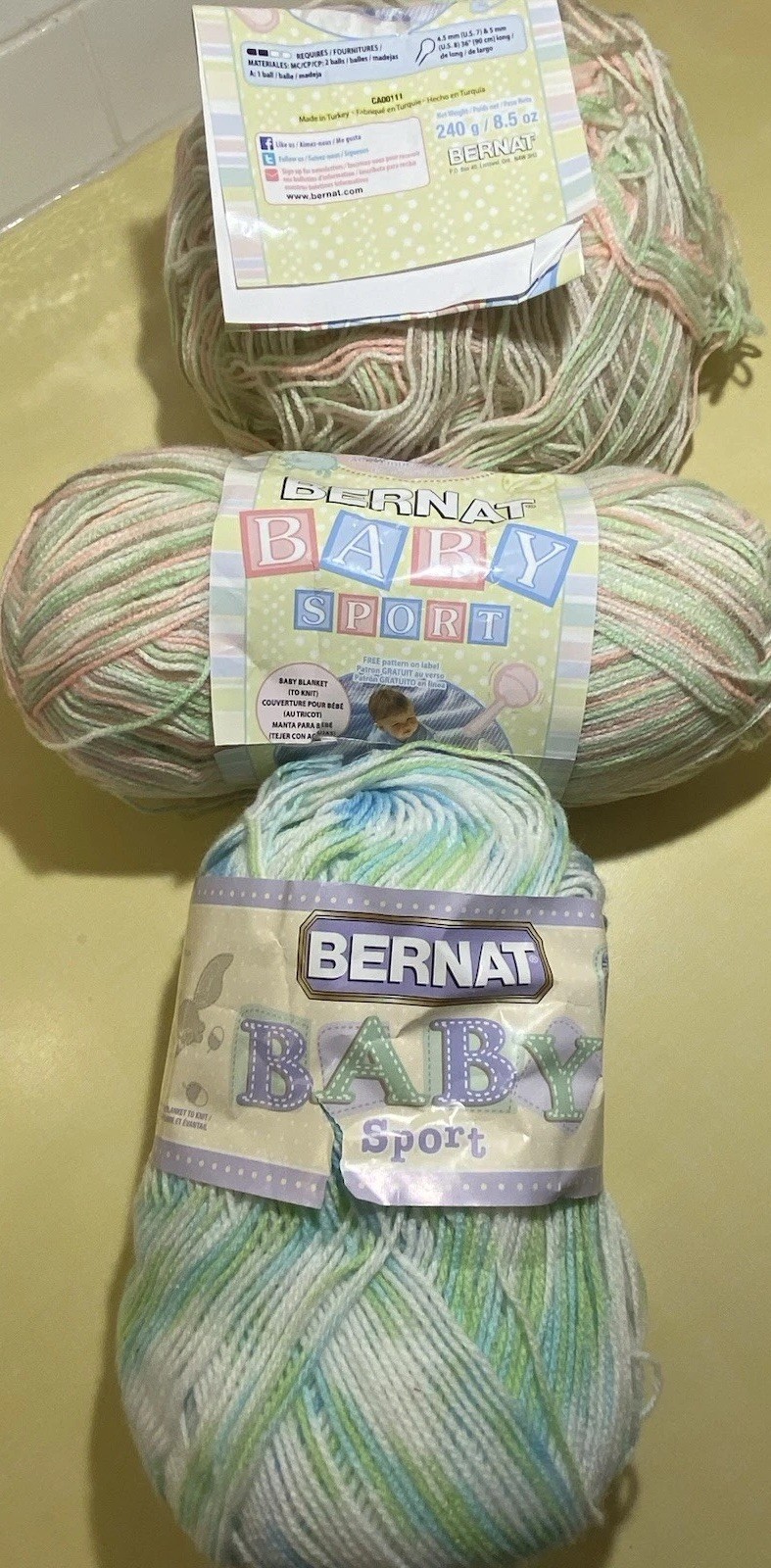 12 Lb Estate Lot Vintage To Modern Baby Acrylic Yarn Skeins & Pattern Booklets