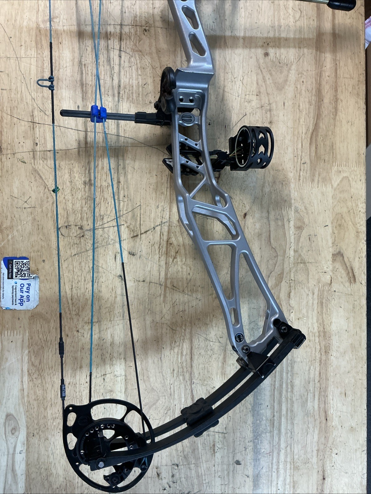 Elite Rezult 38 Compound Bow