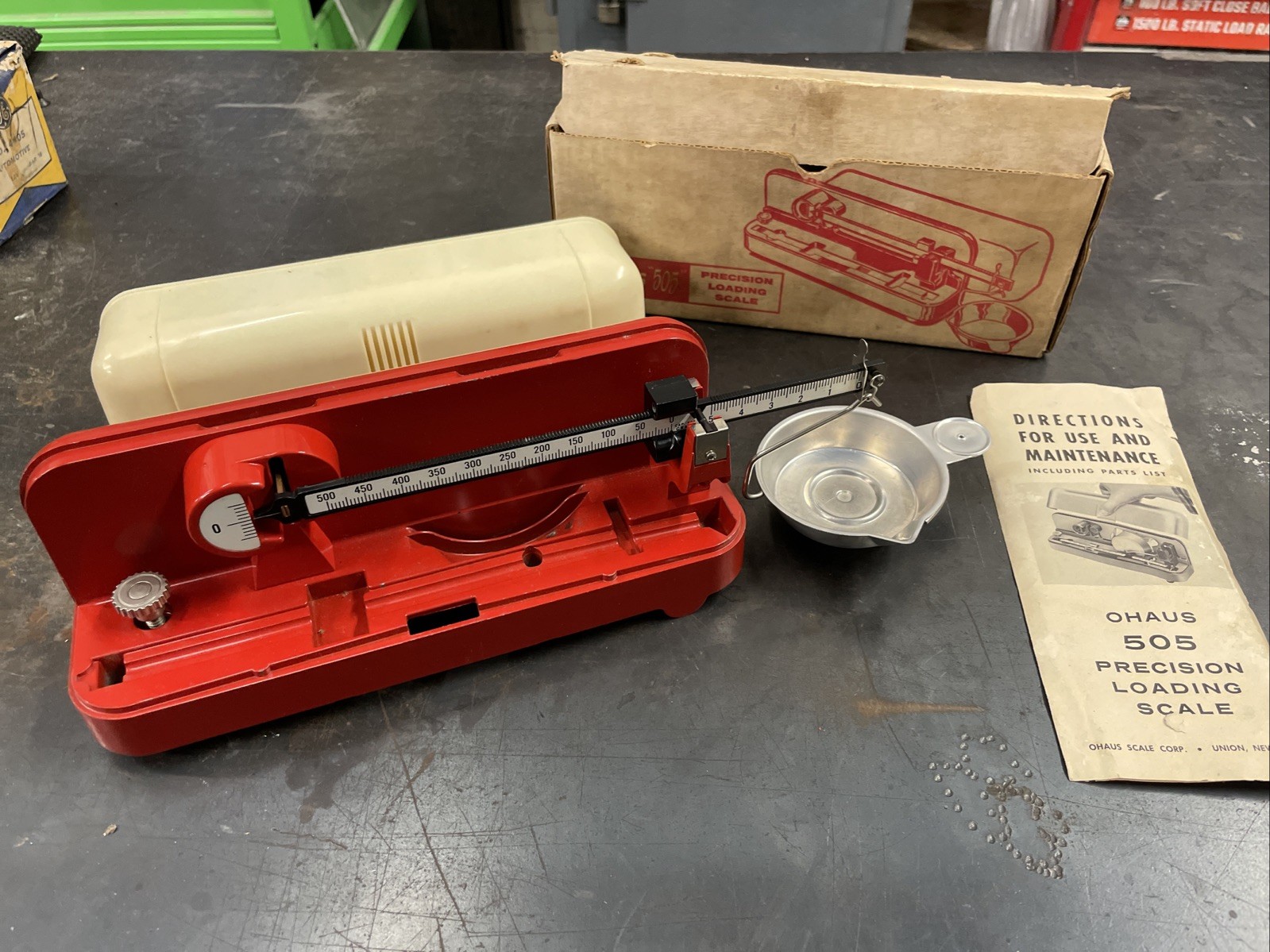 Ohaus 505 Powder Scale Analog Display 505 Grains Plastic Metal Red Beige