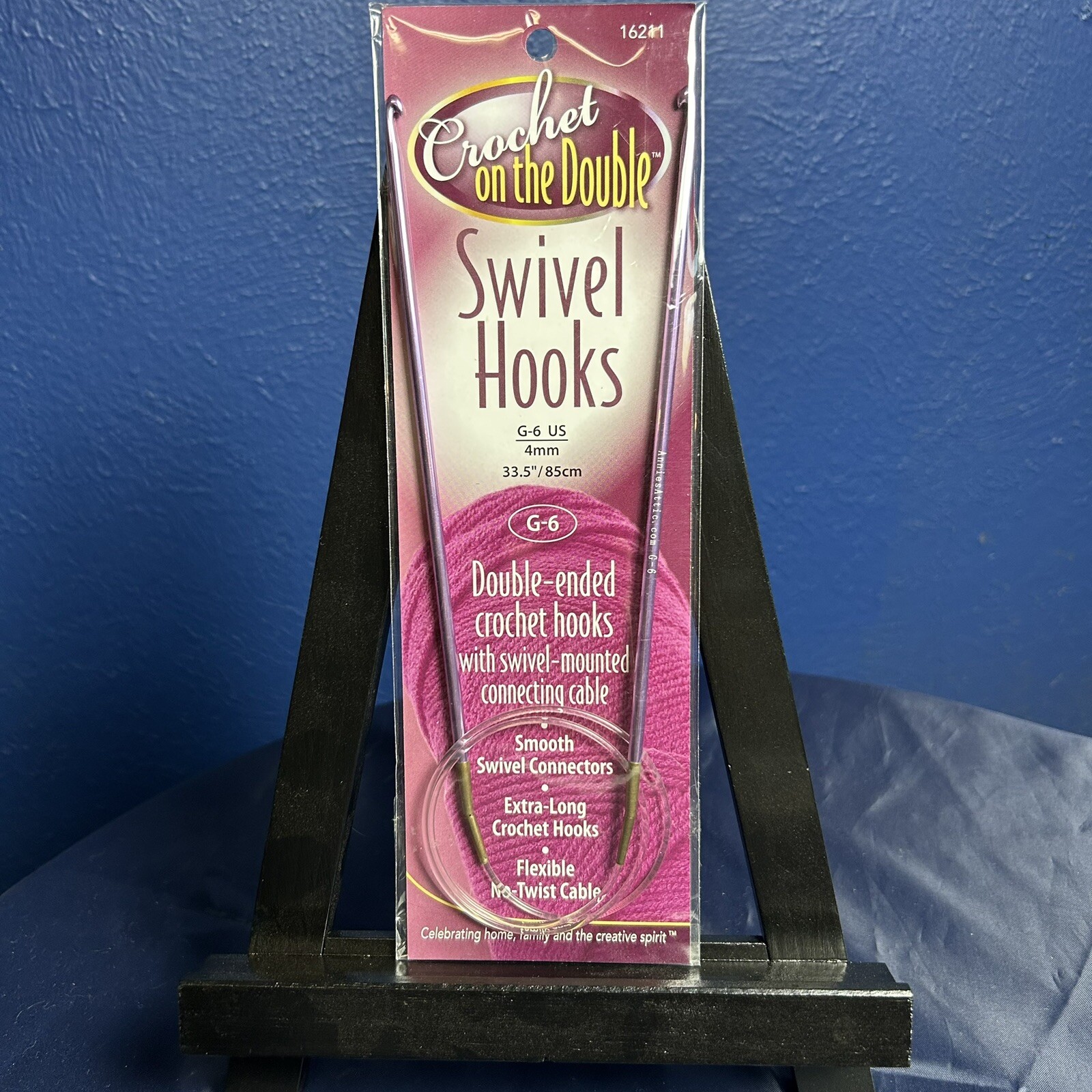 Double-ended Crochet Swivel Hooks - NEW Annie’s Attic