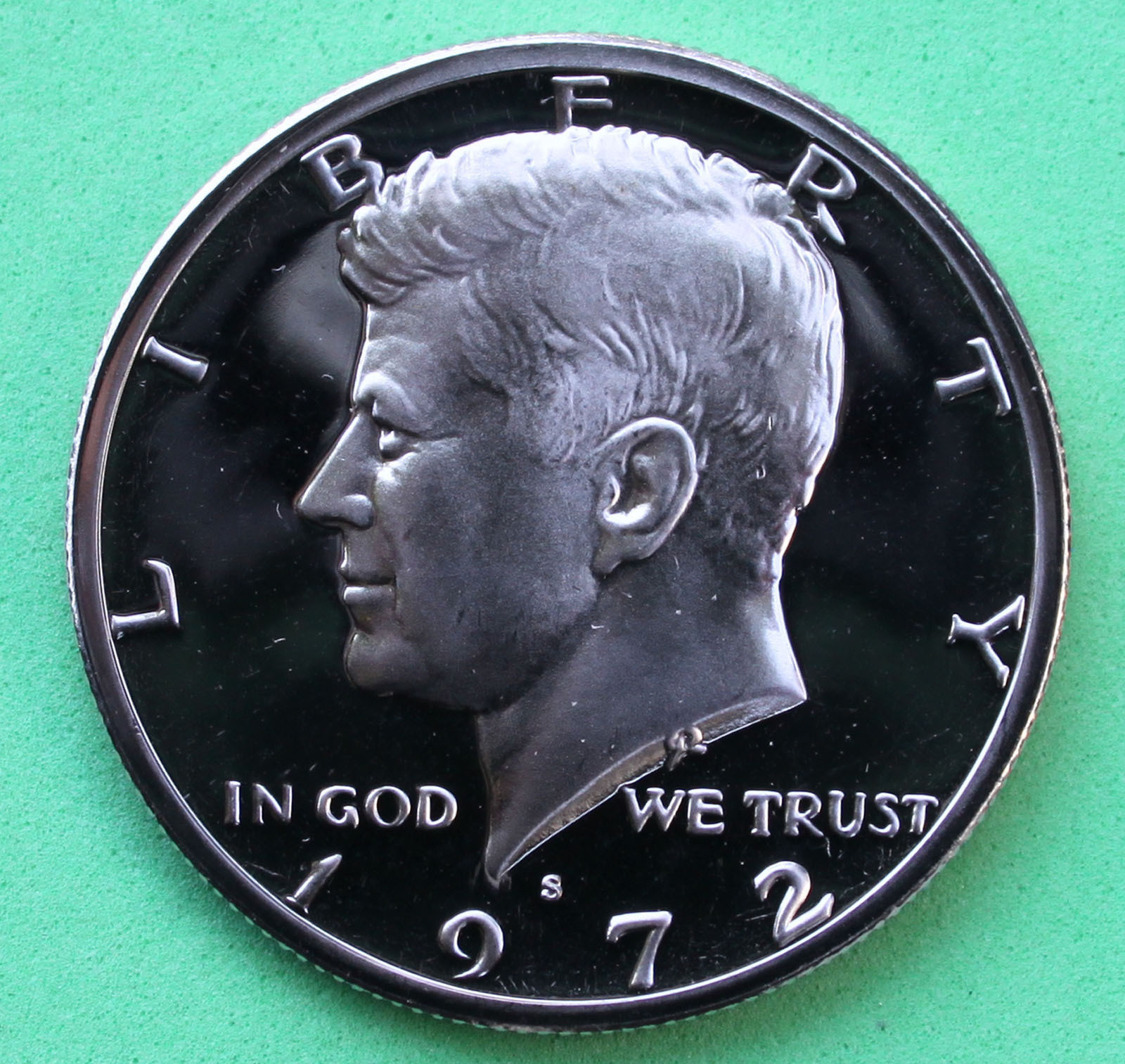 1972 S Kennedy Half Dollar CN Clad 50c Proof Coin JFK 50 Cents