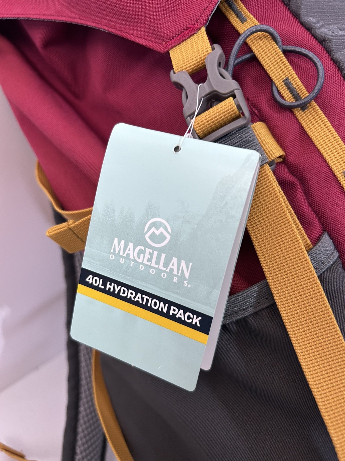 Magellan 40 L Hydration Pack Backpack Outdoor New with tags