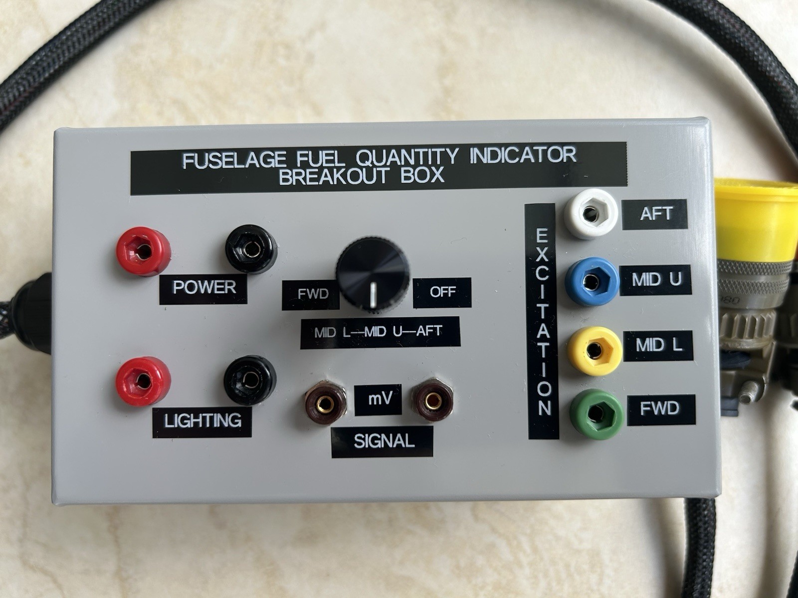 FUSELAGE FUEL QUANTITY INDICATOR BREAKOUT BOX