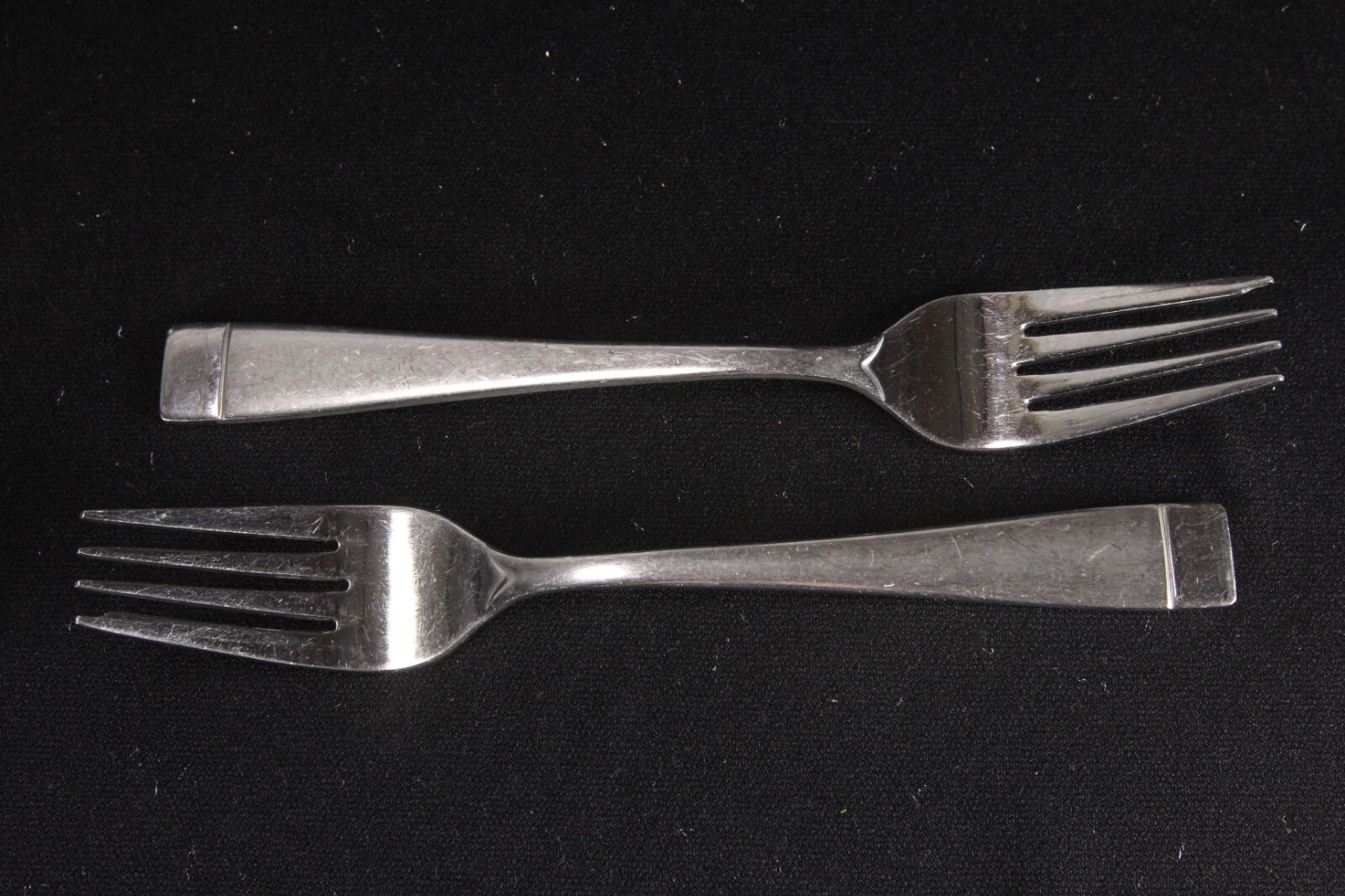 Oneida Stainless Steel Flatware 10 Replacement Pieces Unknown Pattern