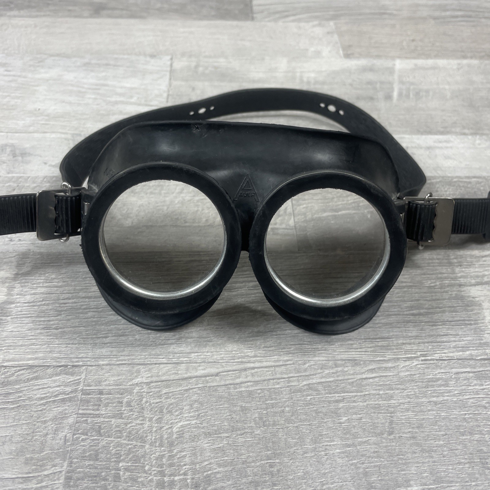 Rare Vintage AUER DIN 5 German WW2 Army Motorcycle Aircraft Rubber Goggles