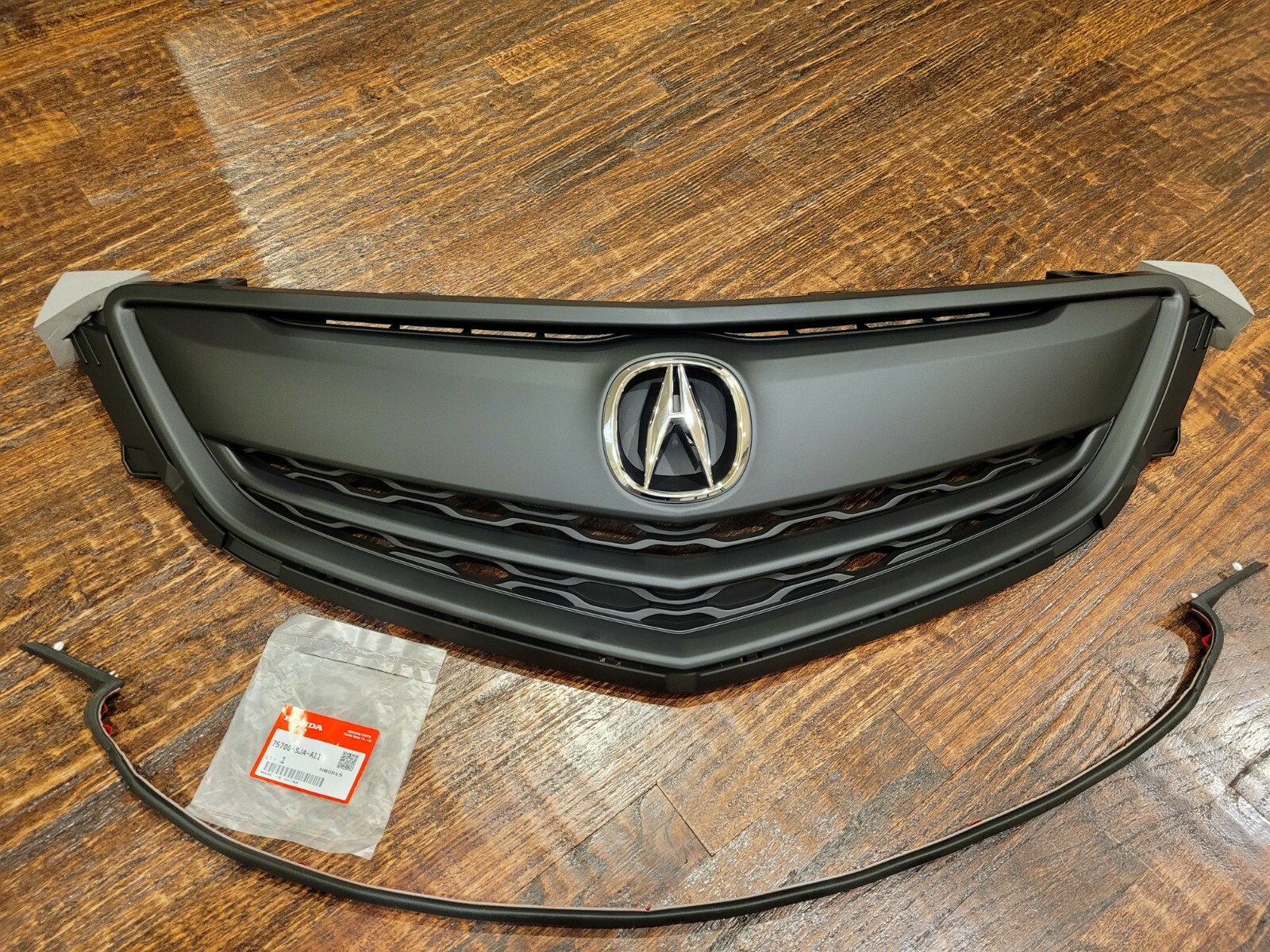 Fits Acura TLX 15 16 17 Front Black Grill w/ OE Emblem w/ Rubber Molding
