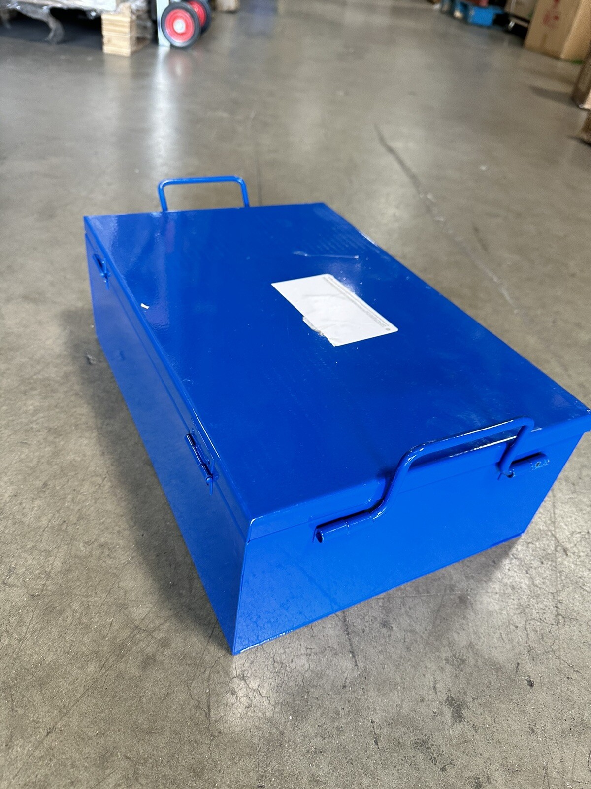 15-3/8” X 10-1/2” Metal Tool Storage Carrying Case Box