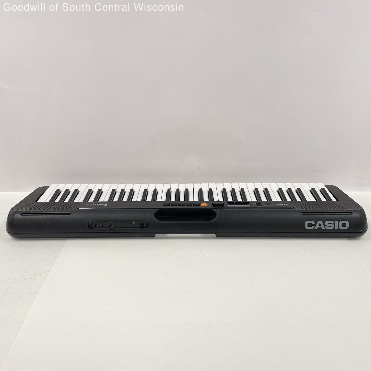 Casio Casiotone CT-S200 61-Key Digital Keyboard -TESTED