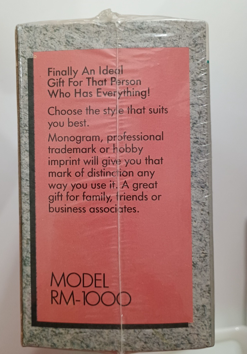 ROYAL MARK Model RM 1000 Personal Embosser