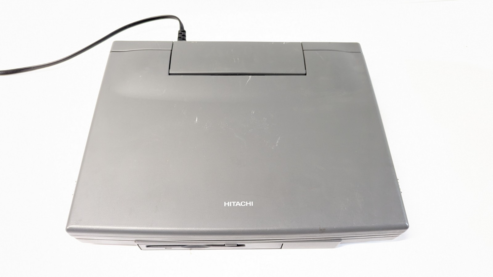 VINTAGE HITACHI M-1200 LAPTOP COMPUTER TURNS ON