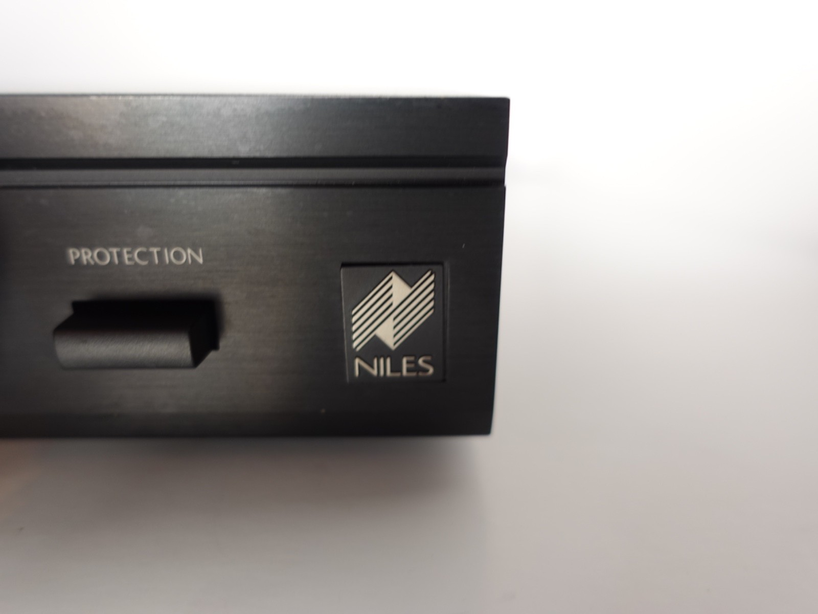 Niles SVL-6 6-Zone Speaker Selector Switch Volume Control System Untested OBO