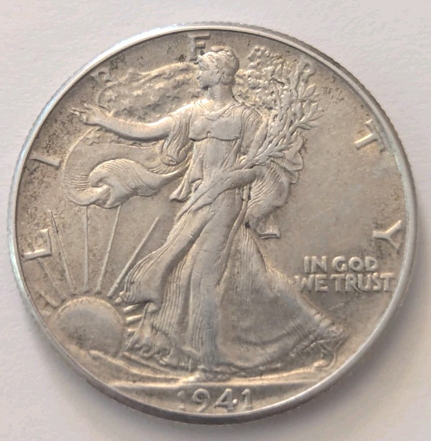 1941  Walking Liberty Half Dollar -T647