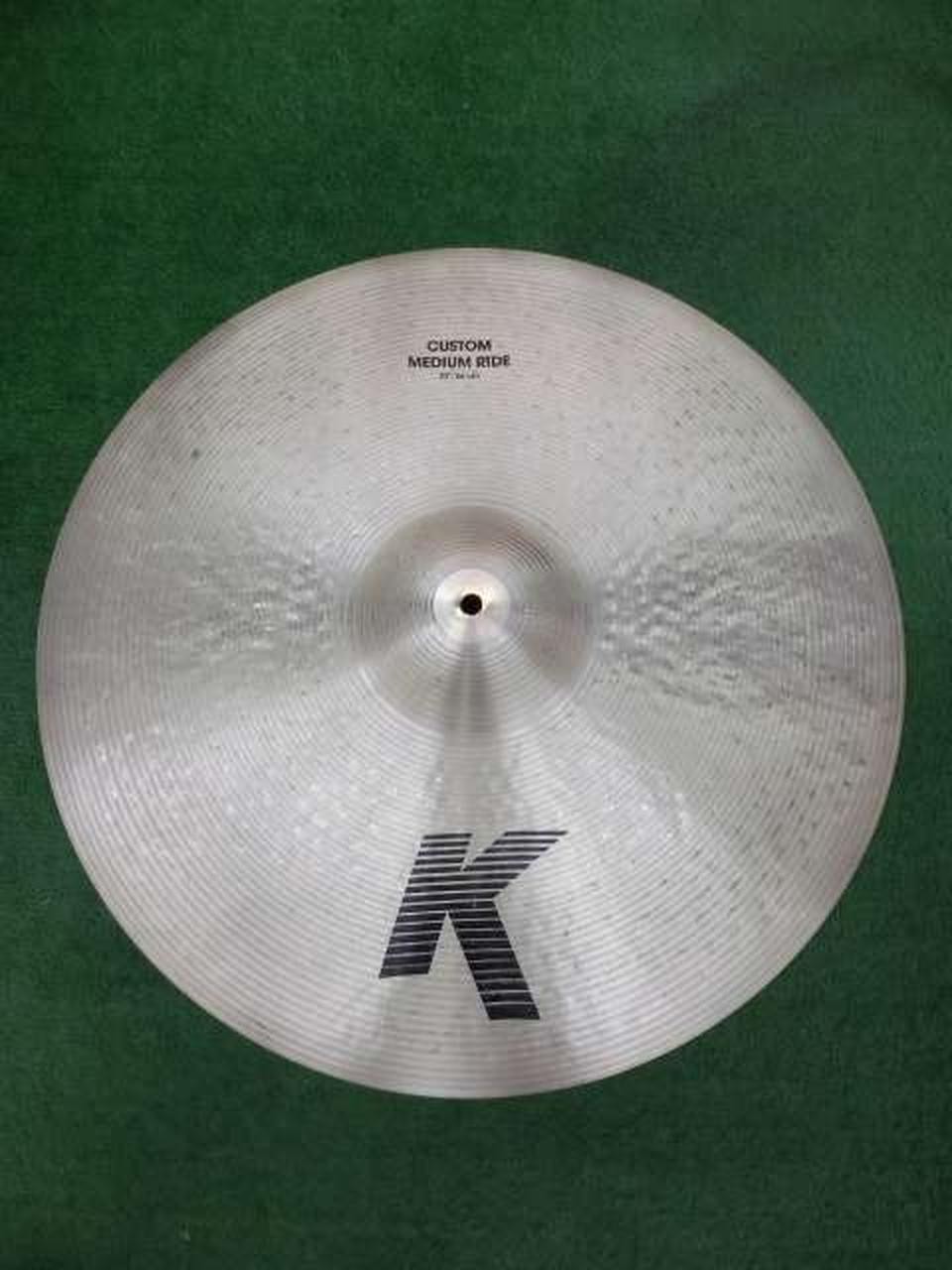 K ZILDJIAN CUSTOM MEDIUM RIDE 22" Ride Cymbal 22"