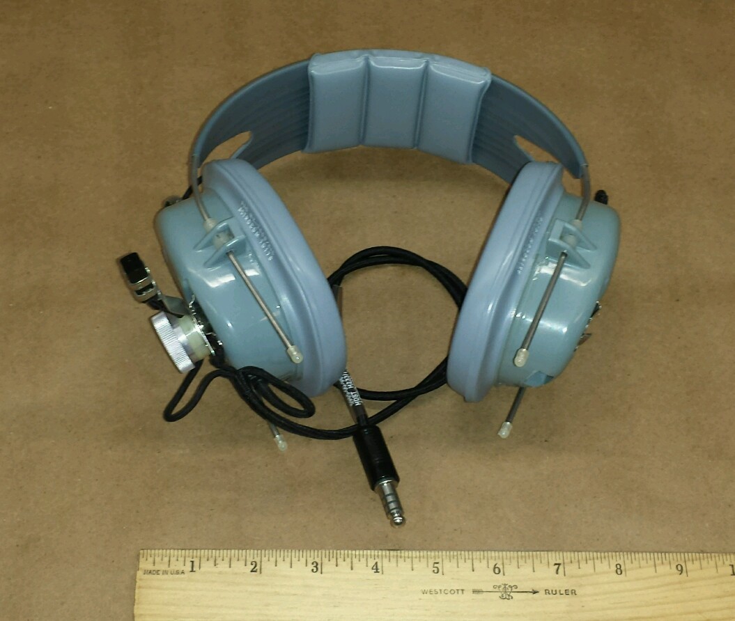 Astrocom 10631 (Gray) Dynamic Aviation Headset Adjustable Single Band w/Mic Conn