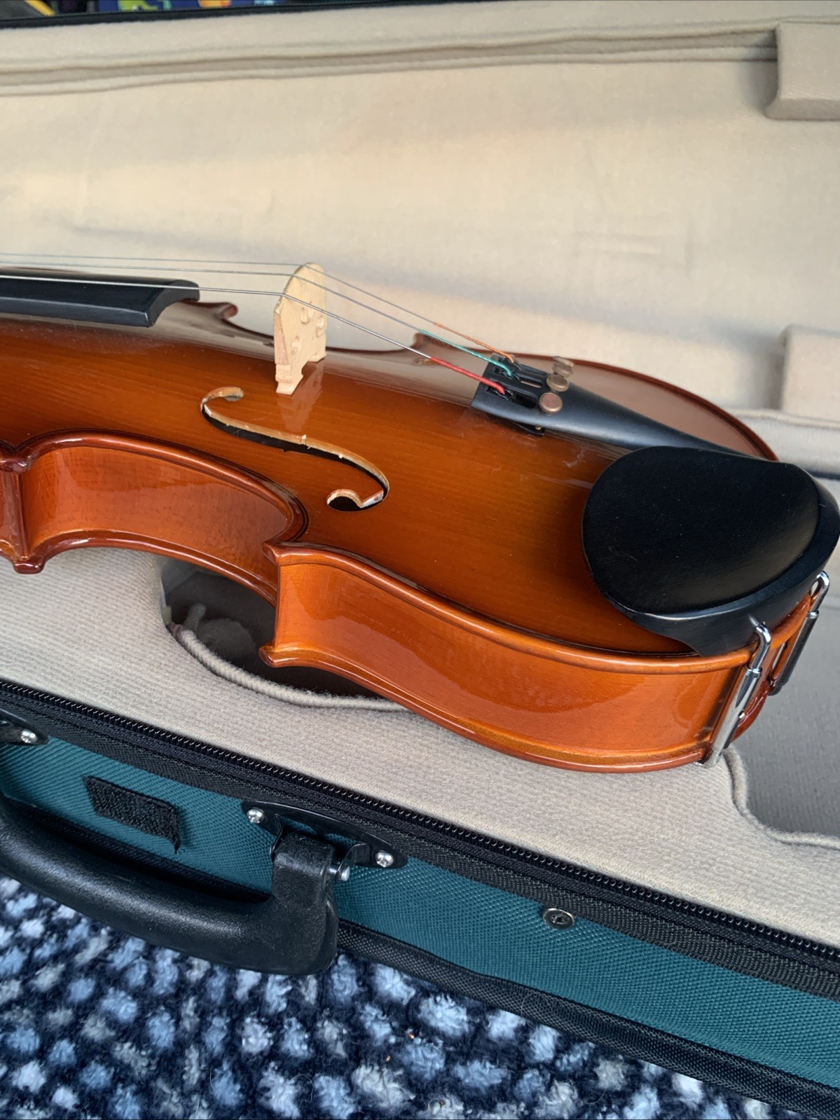 Patatino VN-360 3/4 Violin With Case ( Missing One String)