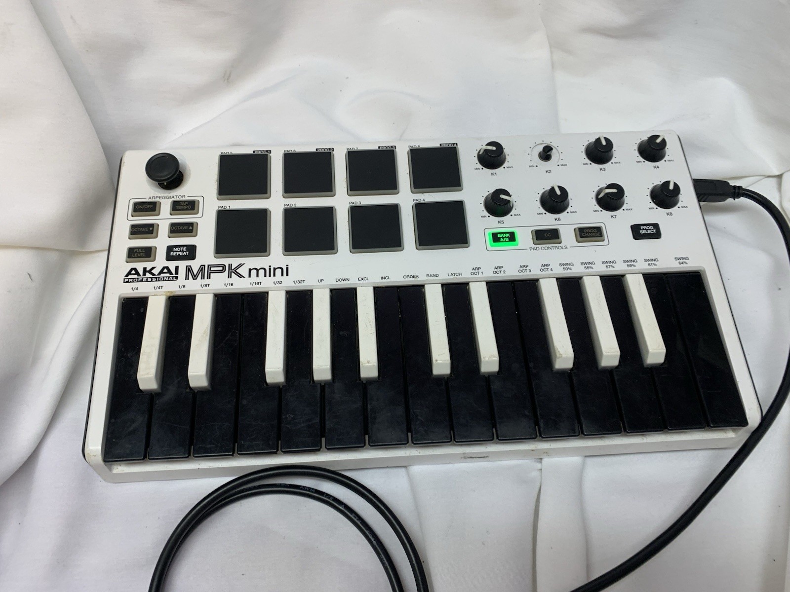 Akai MPK Mini MK III Special Edition 25 Key MIDI Keyboard Controller!Works Great