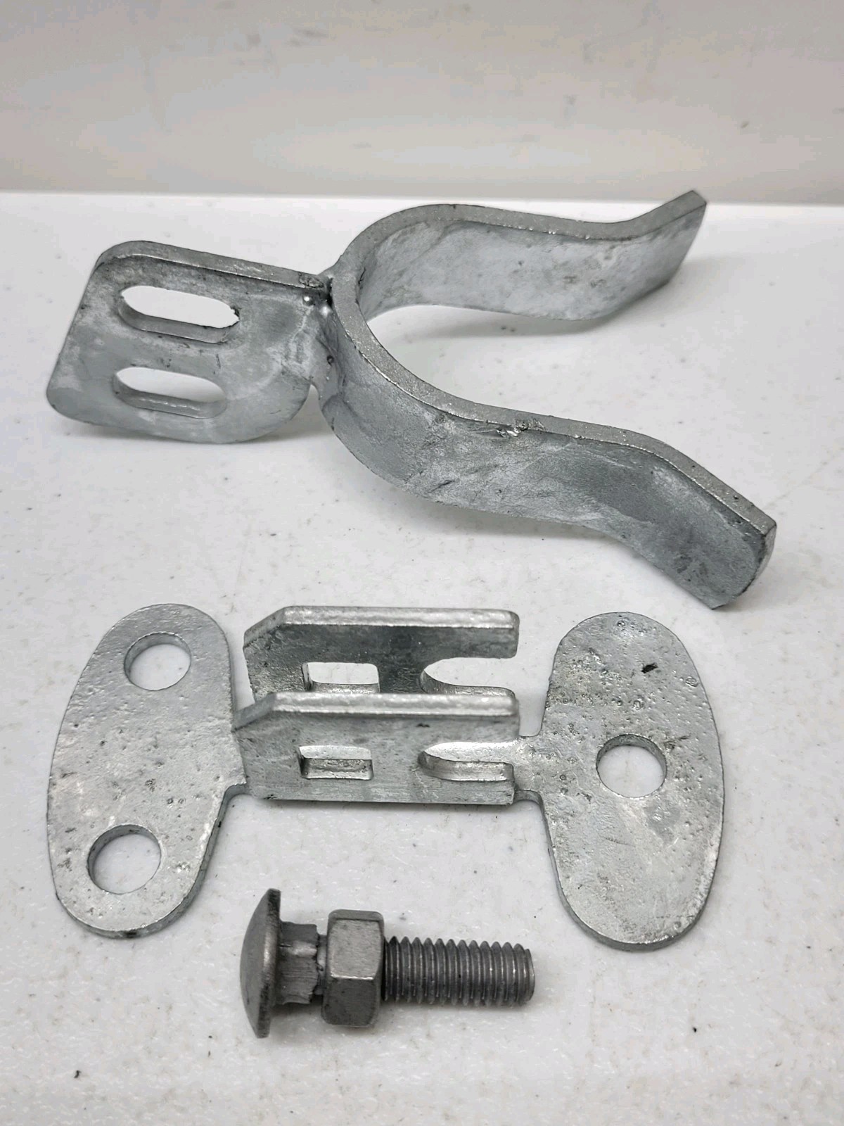 Gate Fork Latch 1 7/8" Wall Mount Chain Link Fence Gate Hardware NEW
