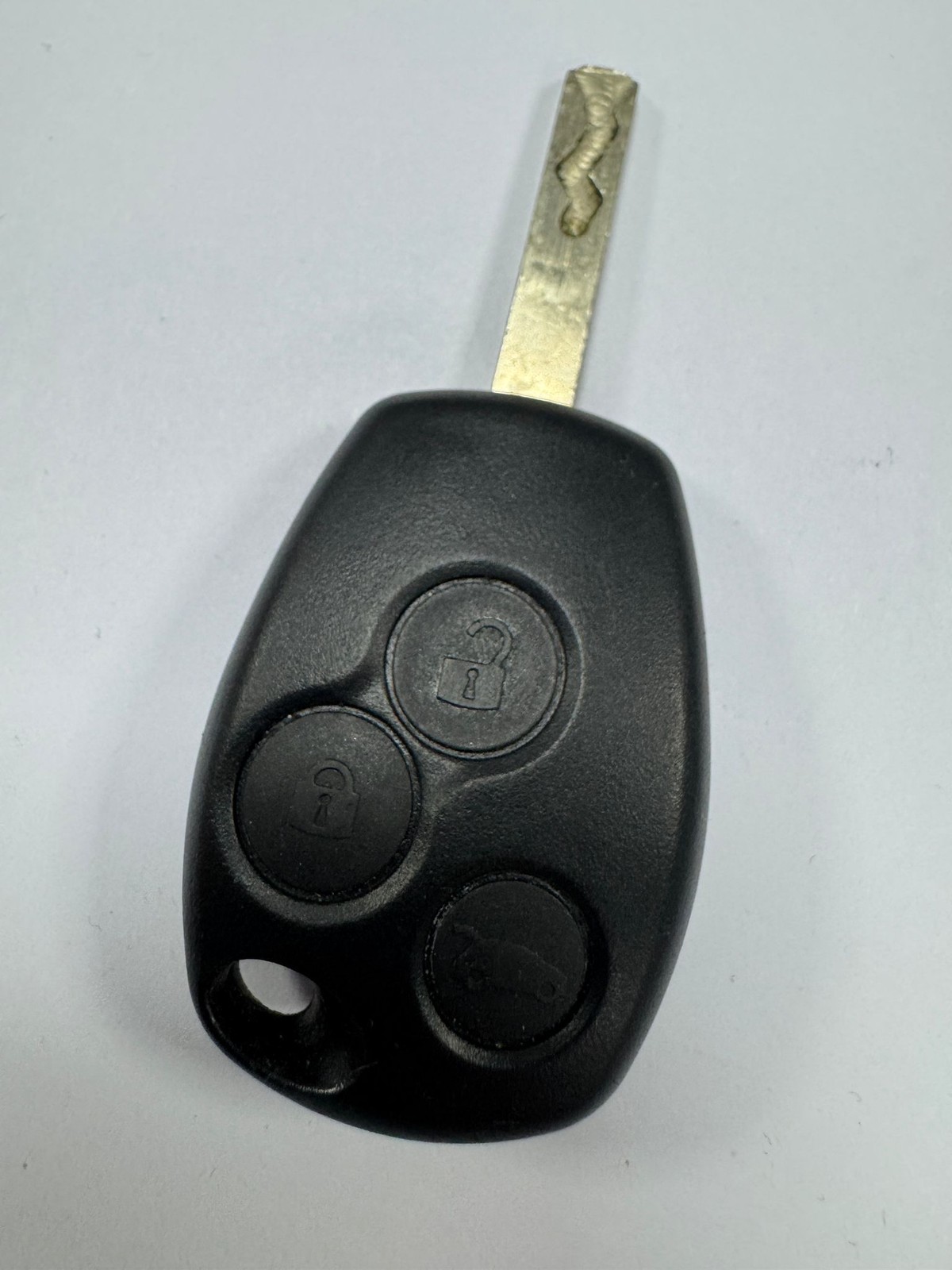 GENUINE RENAULT / VAUXHALL / DACIA 3 BUTTON REMOTE KEY FOB E3330E PCF7947AT