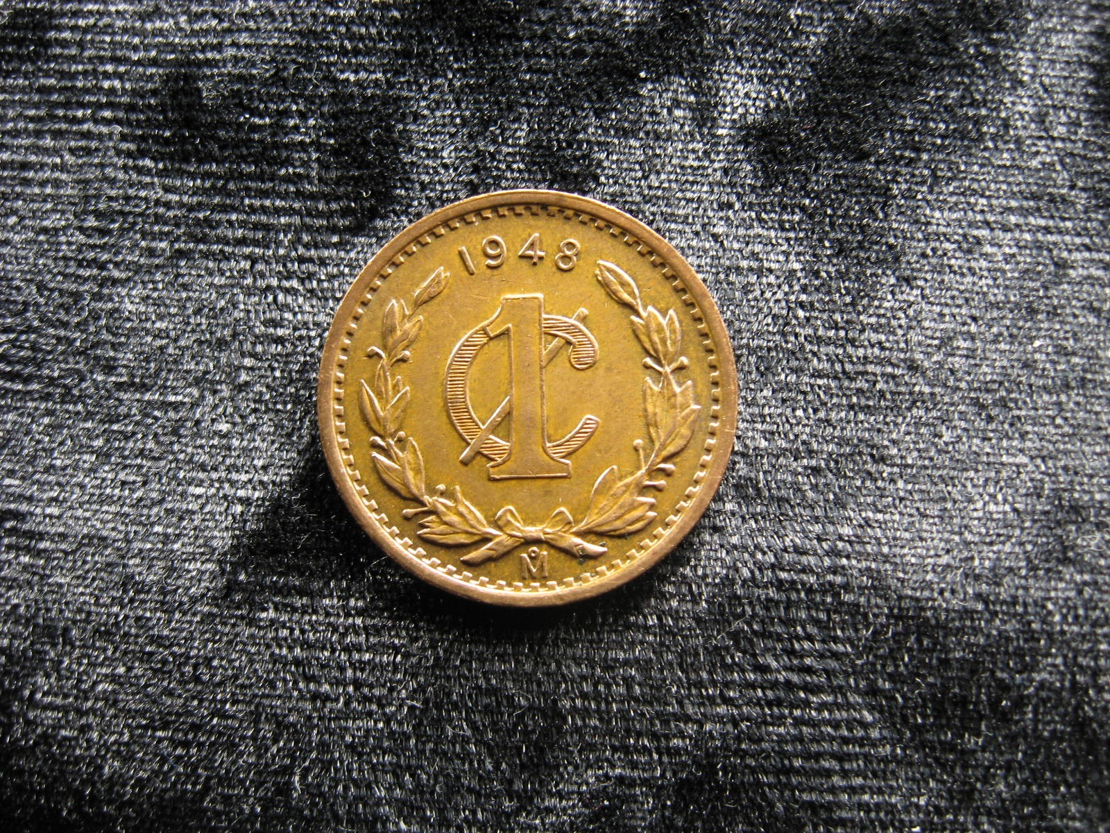 small old world coin MEXICO 1 centavo 1948 KM415 Eagle (312)