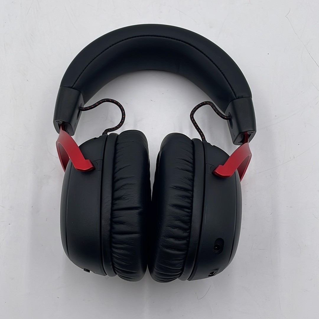 HyperX Cloud III S – Wireless Gaming Headset Black/Red - NO DONGLE