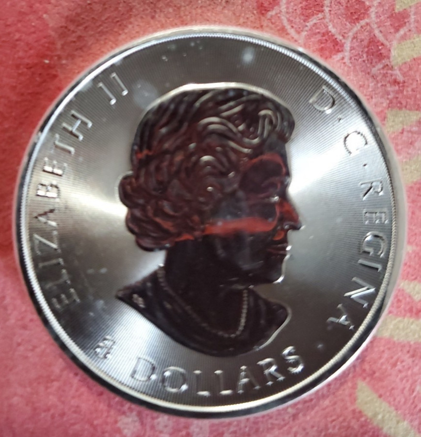 2016 Canada Snowy White Gyr Falcon 1 .5 oz .999 Fine Silver BU Coin Canada Mint