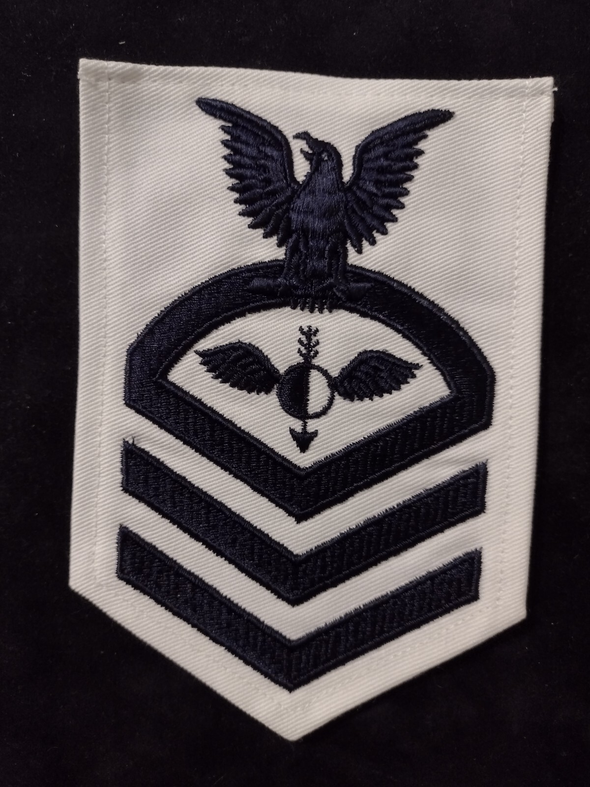 AGC AEROGRAPHER'S MATE RATING BADGE CPO E-7 BLACK ON WHITE