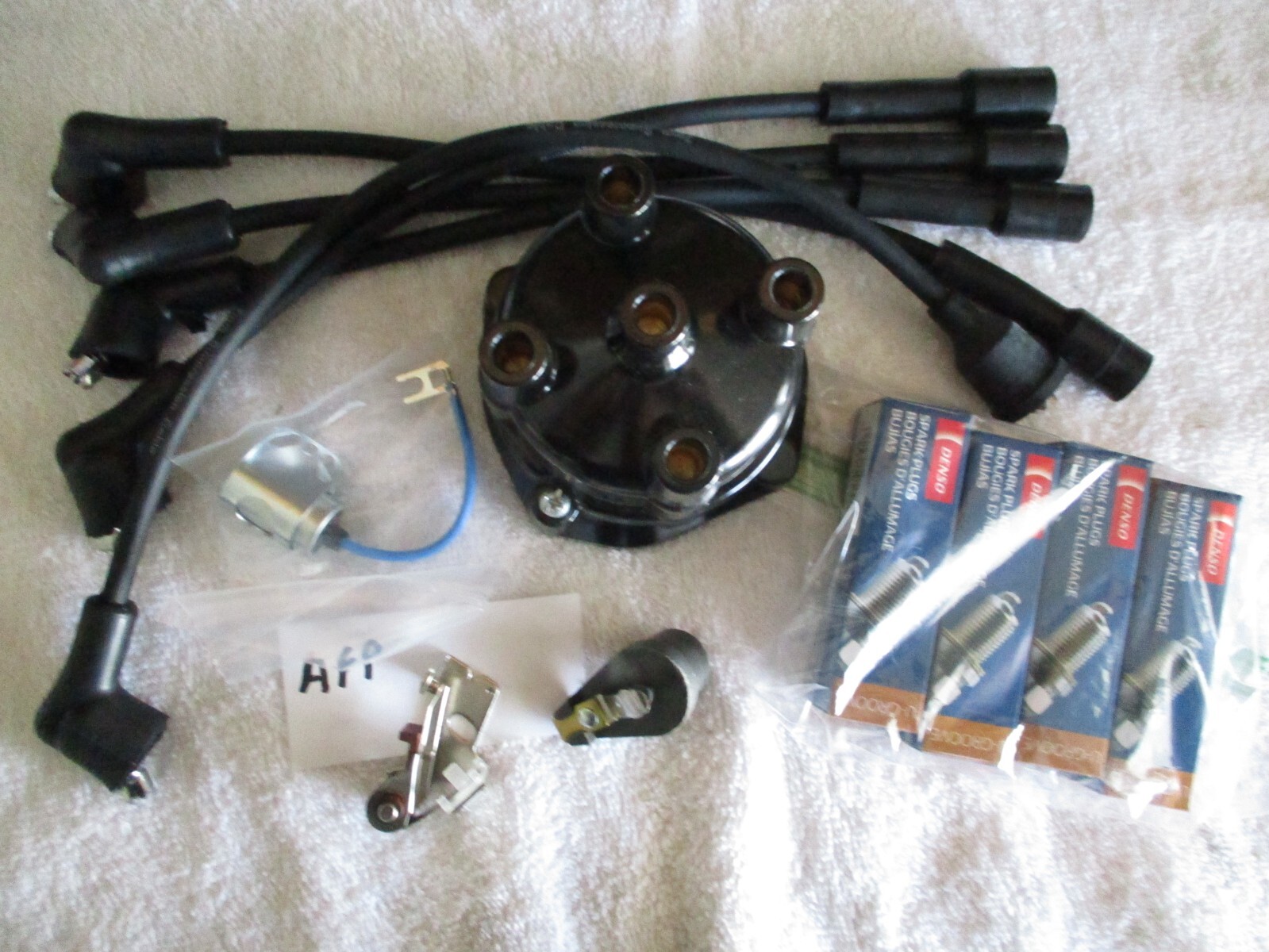 F163 IGN TUNE Using a 2 screw  SCREWDOWN CAP   KIT w/SPARK PLUGS