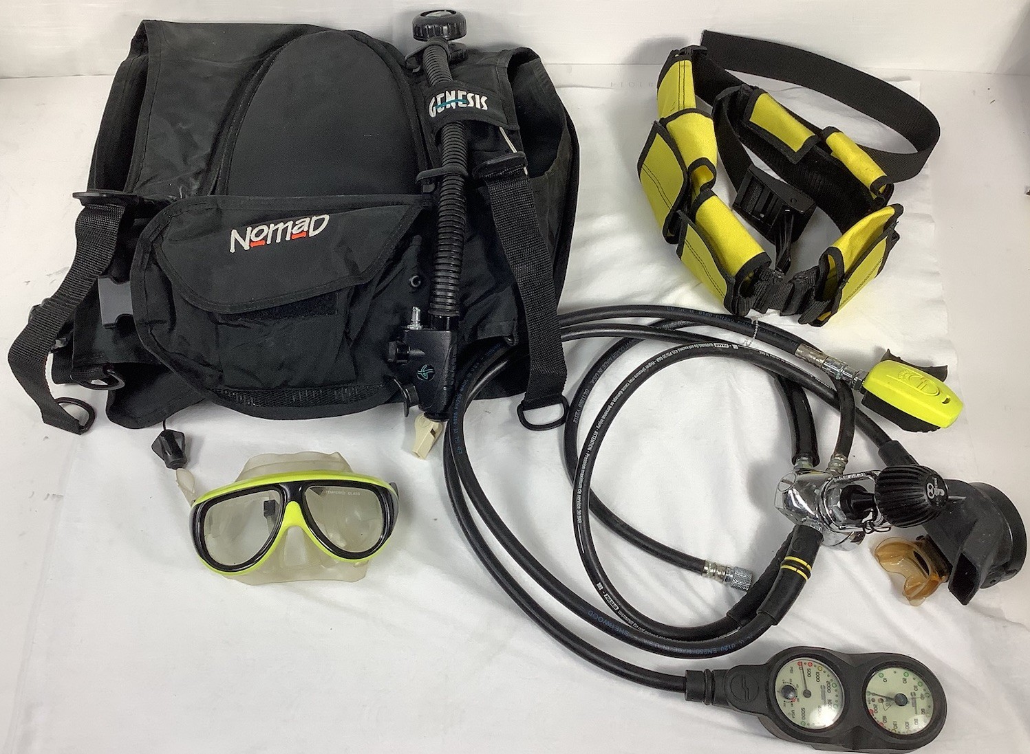 VTG Scuba Gear Lot - US Divers SEA4 Regulator Sherwood Gauges Genesis Nomad BCD