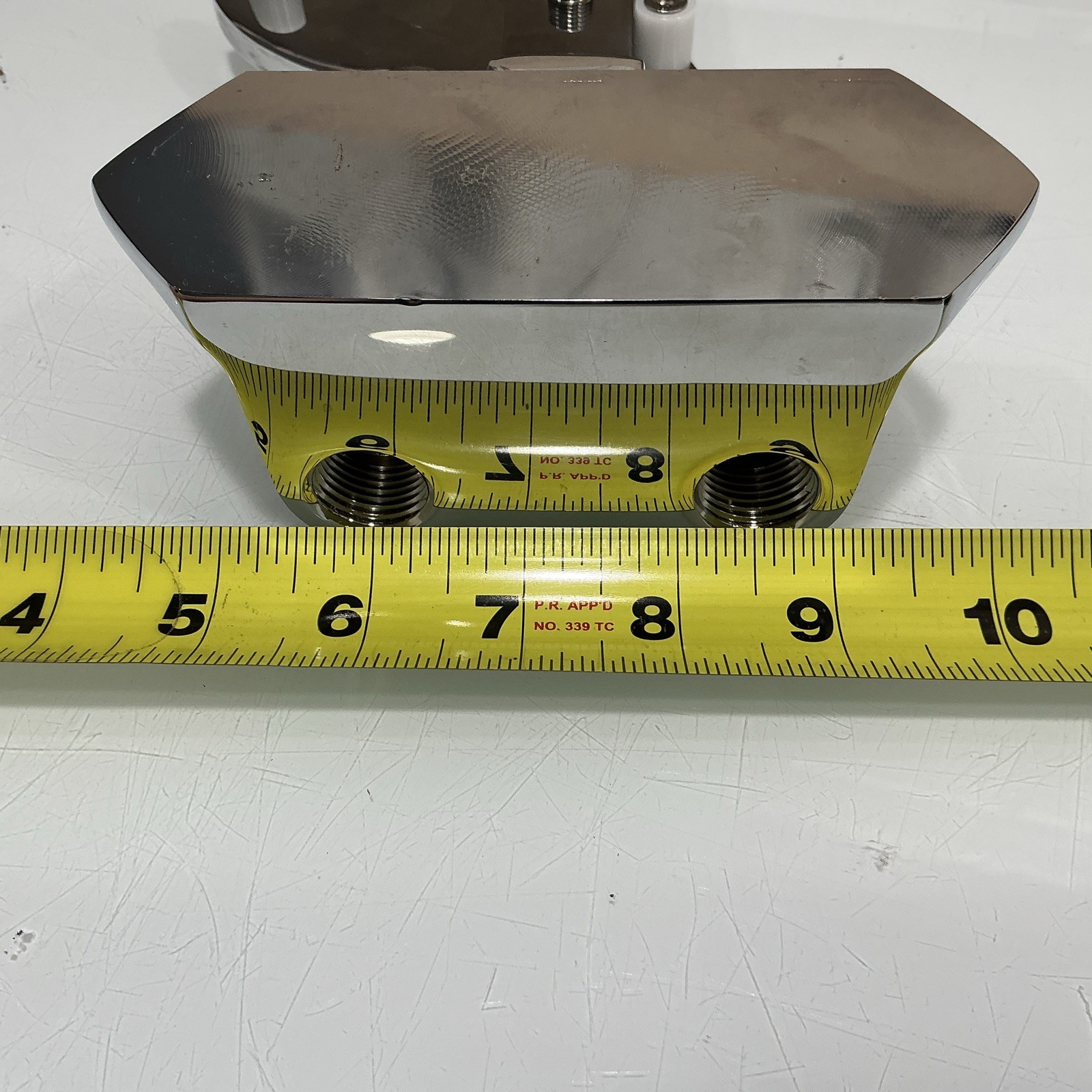 Chicago Faucet Knee Actuated Valve - Open Box