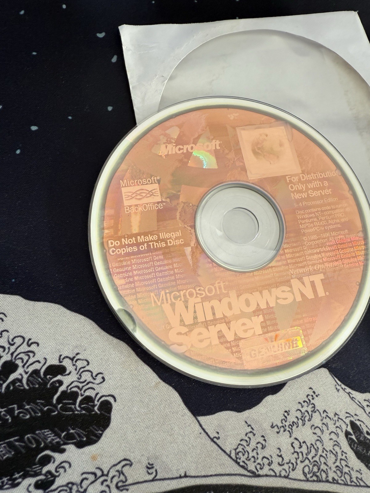 Windows NT Server 4.0 Build 1096 Part No. X05-36337 / Beta 1 / Holo CD Edition