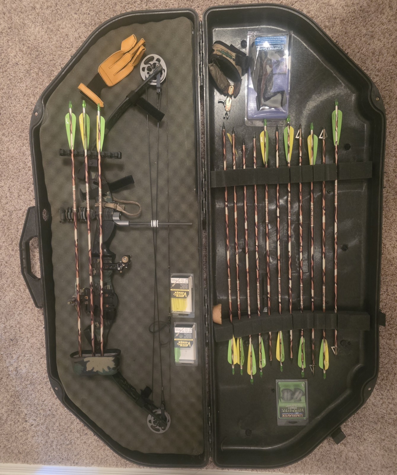 PSE Compound Bow Camo Black with Green Arrows and Accessories for Men