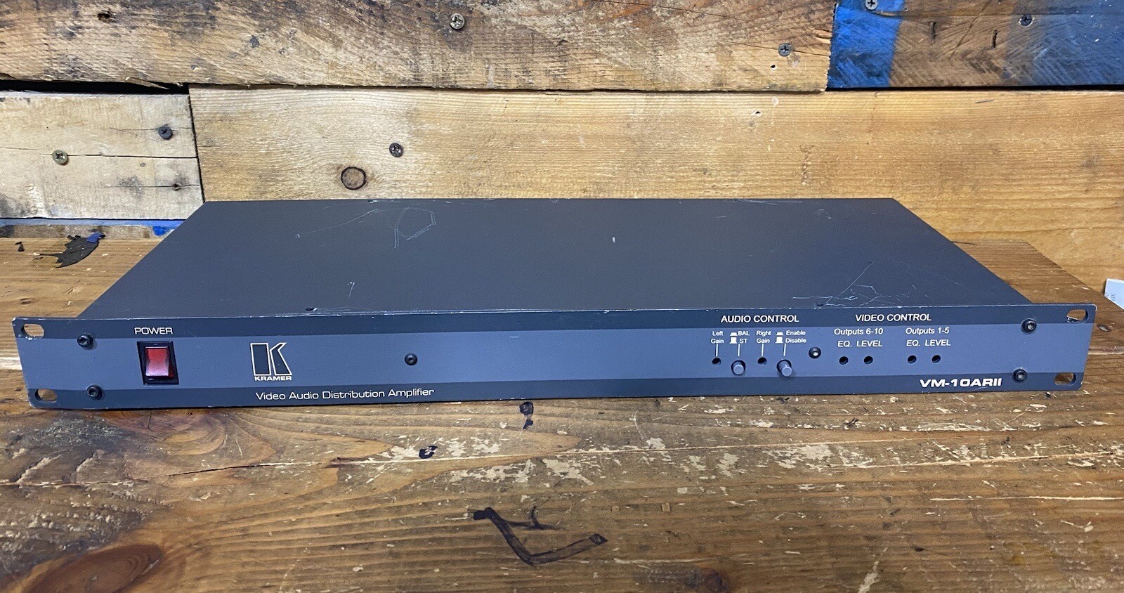 Kramer 110-120VAC 50/60Hz Video Audio Distribution Amplifier VM-10ARII Untested