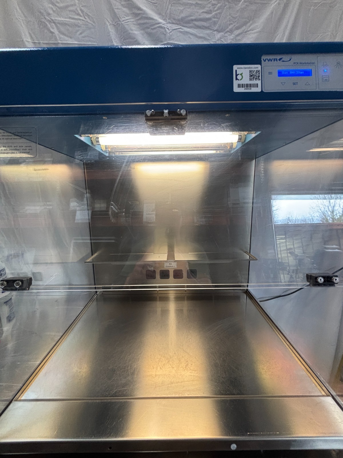 VWR PCR Workstation 10783-132