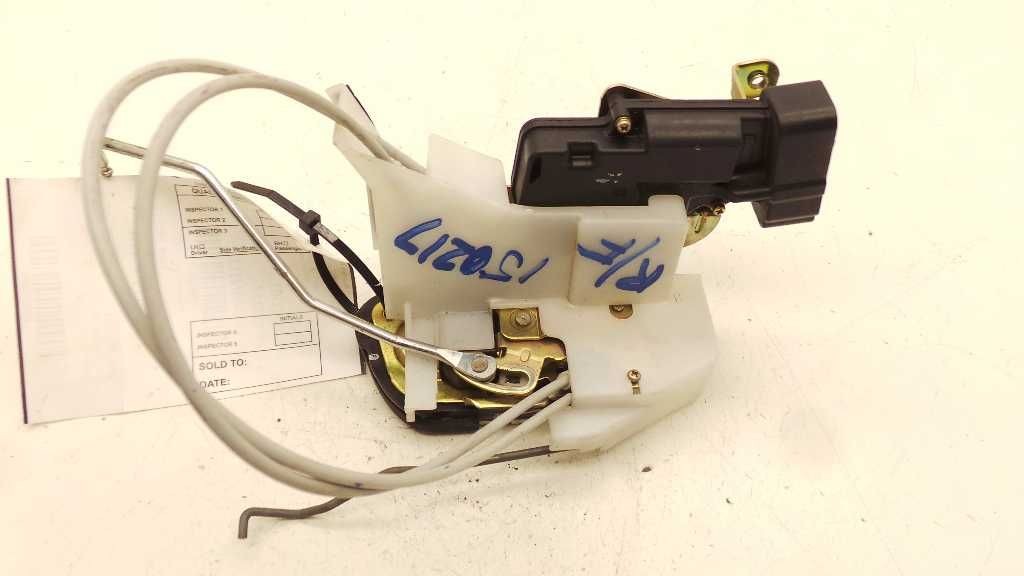 2001 TOYOTA AVALON PASSENGER SIDE FRONT DOOR LOCK ACTUATOR ASSEMBLY