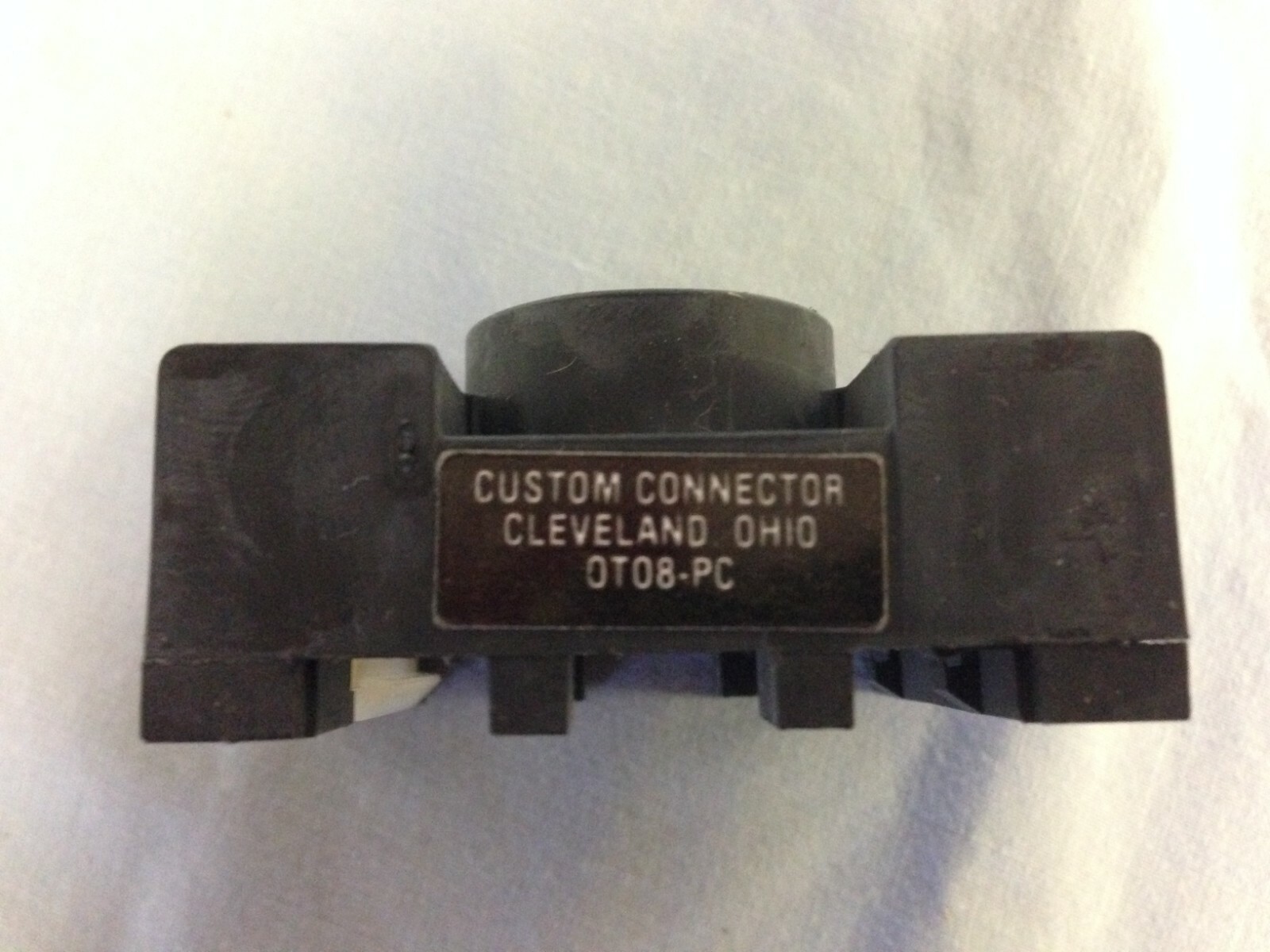 CUSTOM CONNECTOR CORP. OT08-PC 0T08-PC Relay Socket 300V 10A